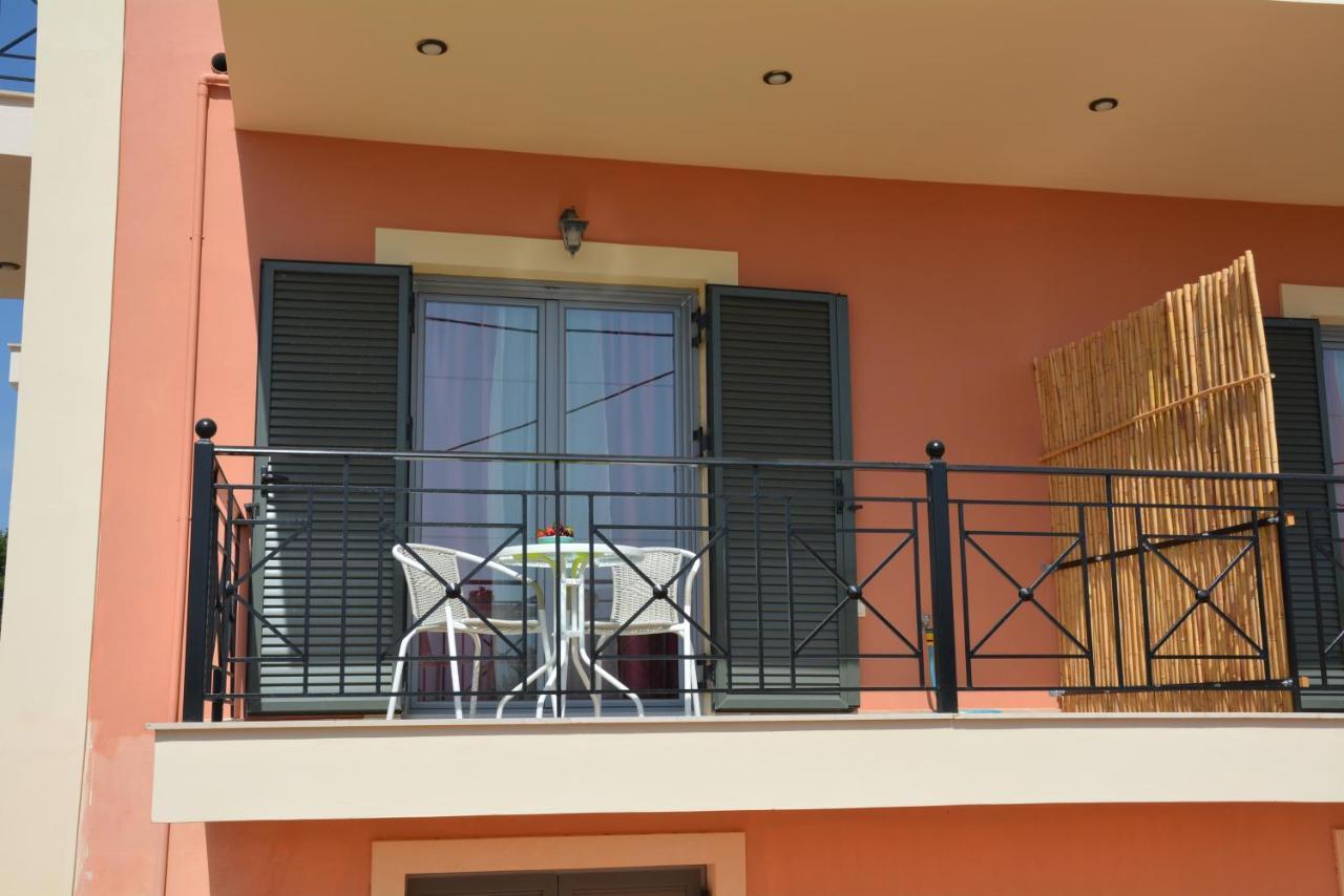 Lotus Sea View Apartments Lixouri Exterior foto
